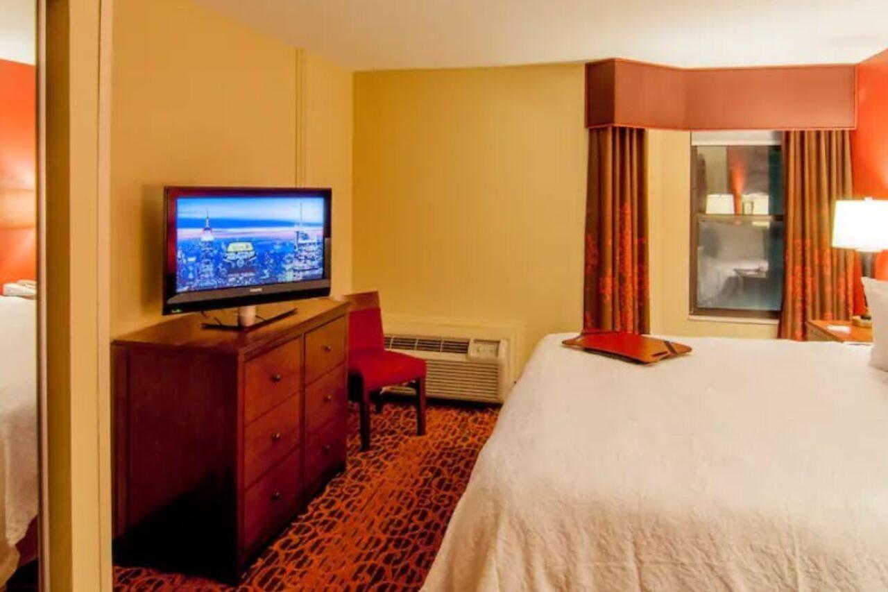 Hampton Inn & Suites Tampa-North Экстерьер фото