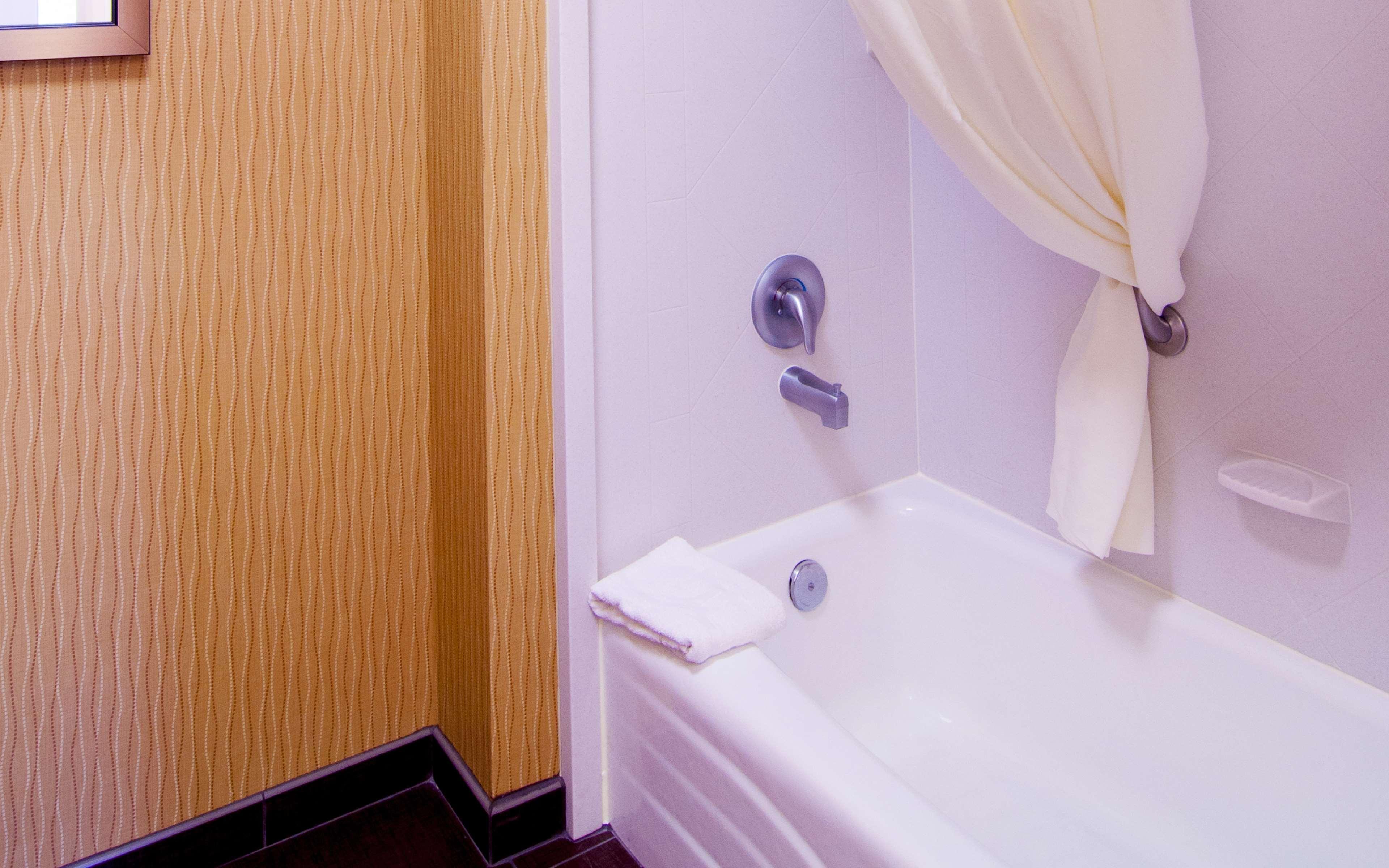 Hampton Inn & Suites Tampa-North Экстерьер фото