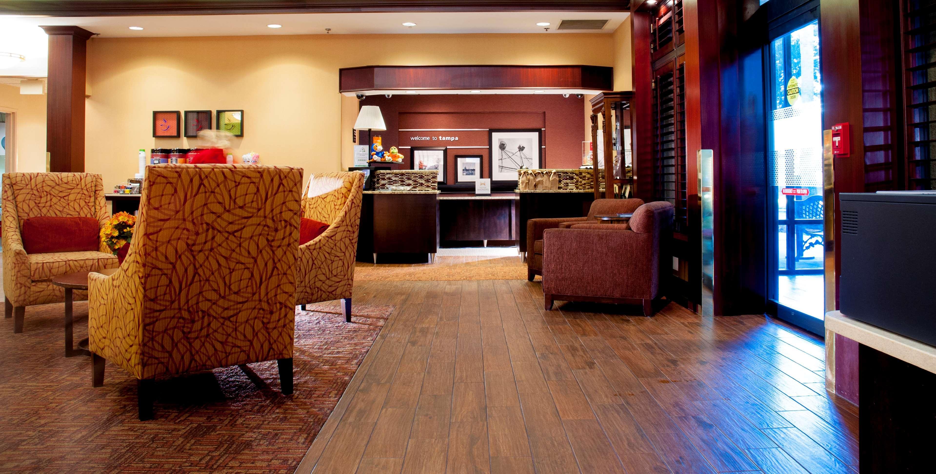 Hampton Inn & Suites Tampa-North Экстерьер фото