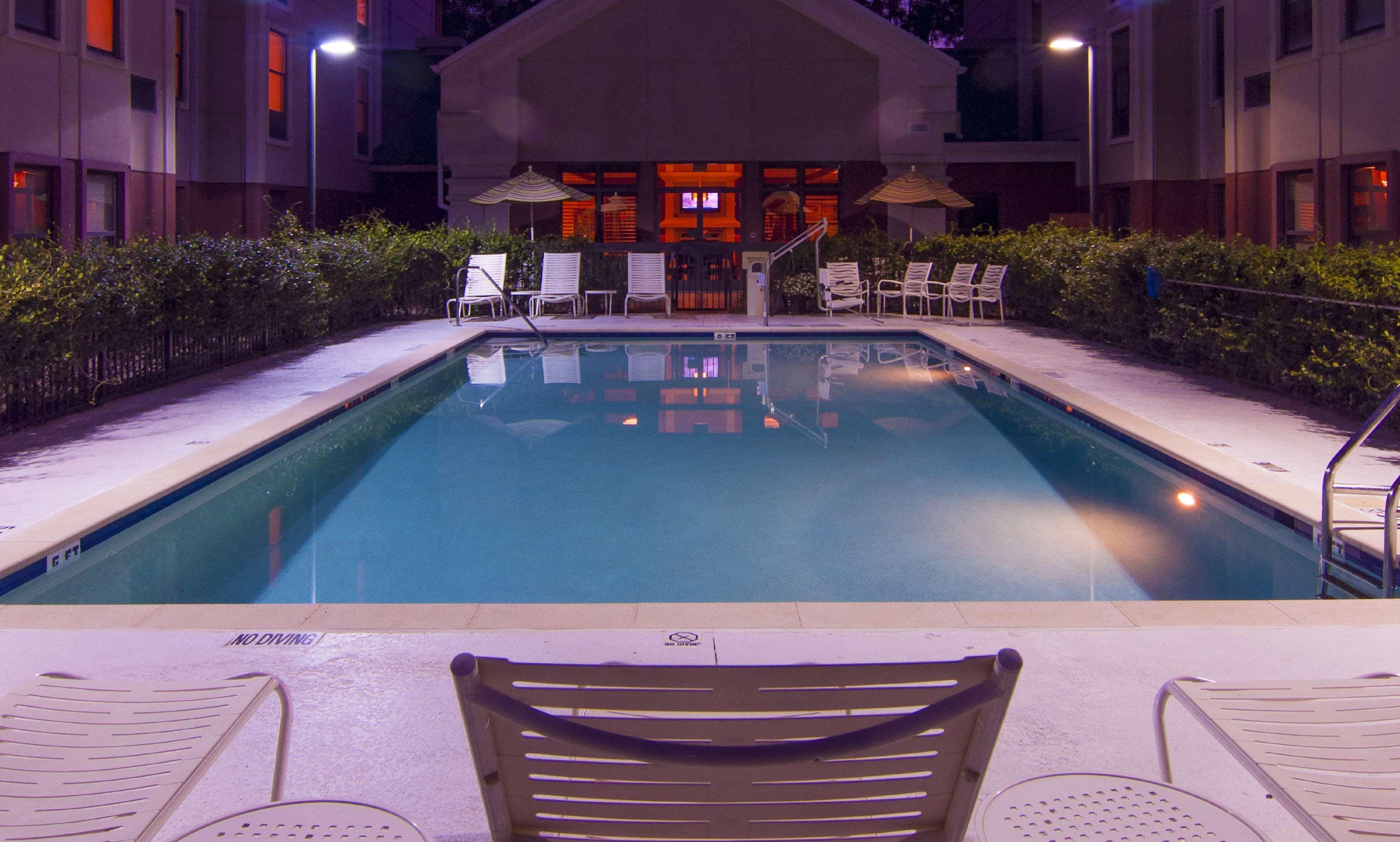 Hampton Inn & Suites Tampa-North Экстерьер фото