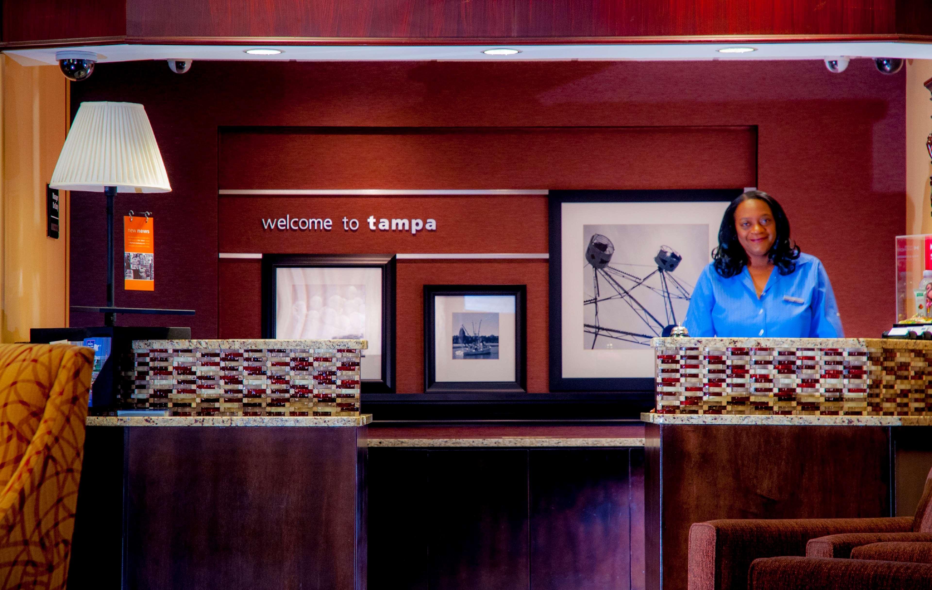 Hampton Inn & Suites Tampa-North Экстерьер фото