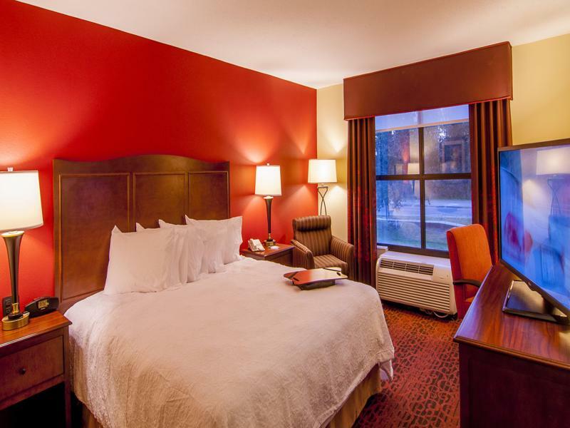 Hampton Inn & Suites Tampa-North Экстерьер фото